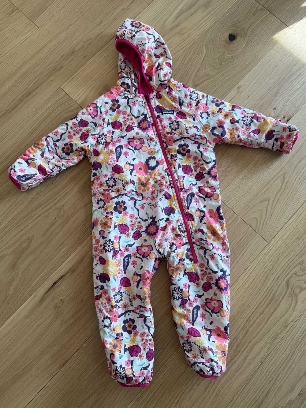 Patagonia Reversible Puff-Ball Bunting Floral Pink Snowsuit Fits 18-24 months
